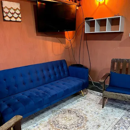 Apartment With Pergola And Garden